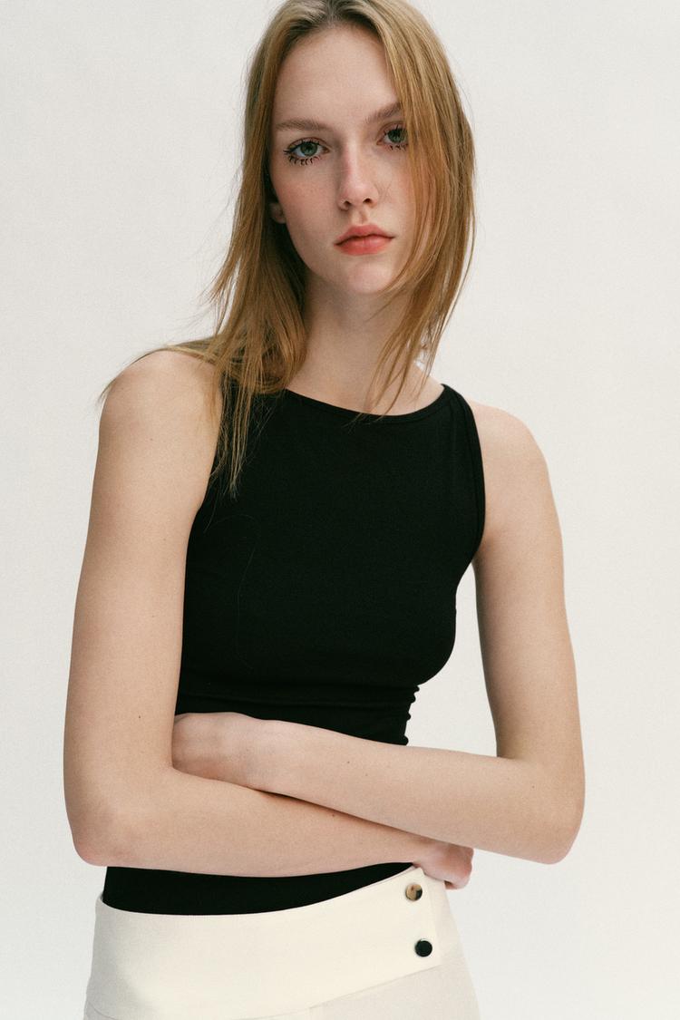 T-SHIRT MINIMAL SANS MANCHES