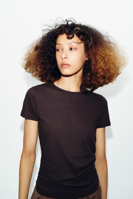 T-SHIRT MANCHES COURTES AVEC LIN