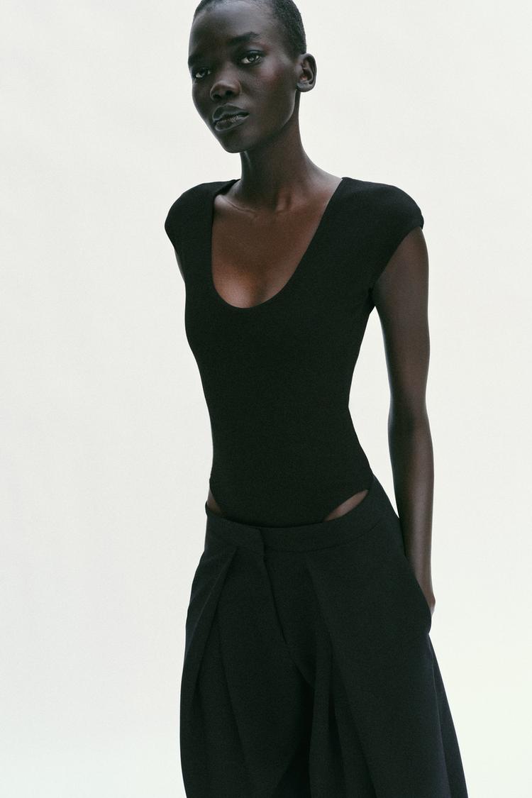 BODY DÉCOLLETÉ ARRONDI