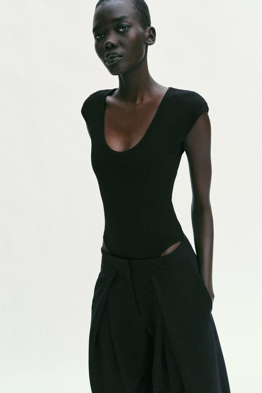 BODY DÉCOLLETÉ ARRONDI