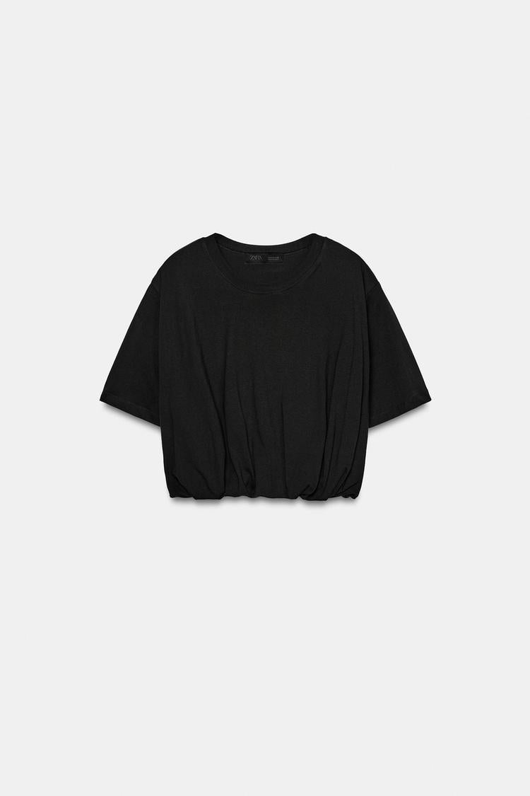 T-SHIRT COURT BOUFFANT