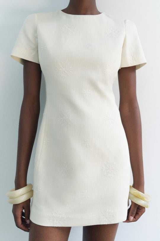 Robe courte