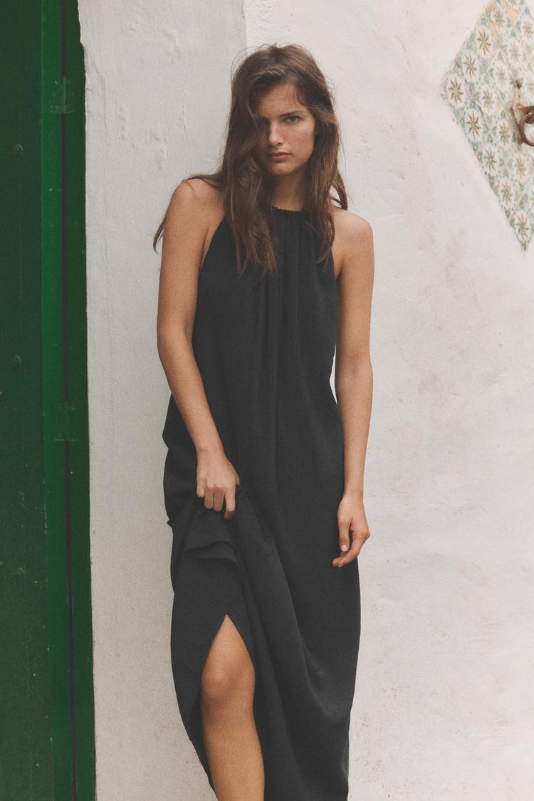 ROBE FLUIDE À ENCOLURE AMÉRICAINE